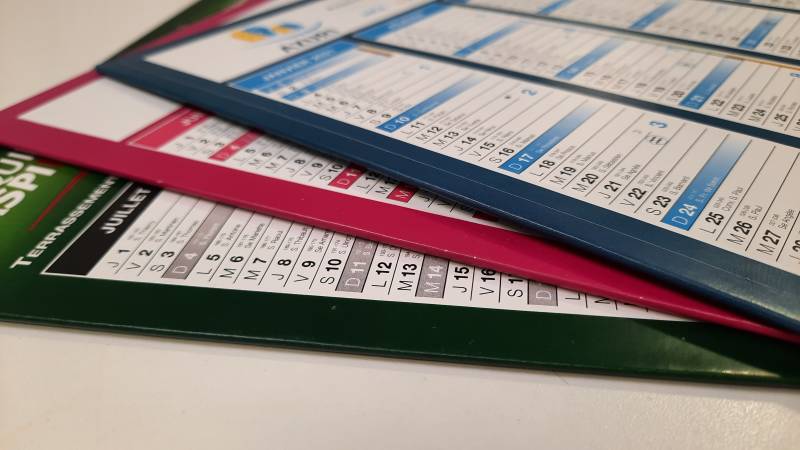 Calendriers A4 rembordés type banque livrés à Vaulx Velin