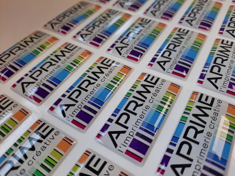 Adhésif logo 3D relief fait à Villeurbanne