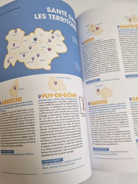 Brochure en dos carré collé de qualité à Villeurbanne